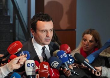 Vlerësohet e rrezikshme deklarata e Kurtit për mediat