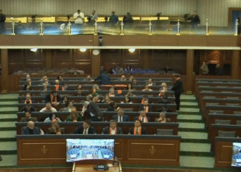 Kuvendi miraton në parim Projektligjin për ndalimin e pijeve energjike nën 18 vjeç