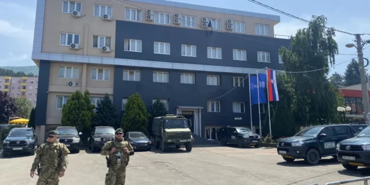 KFOR-i mohon se kishte ndalim për ndonjë zyrtarë për të hyrë në Komunën e Leposaviqit