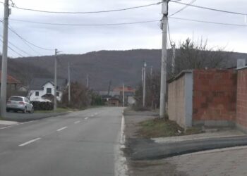 Banorët e një lagje të Makocit ankohen se po anashkalohen nga Komuna e Prishtinës
