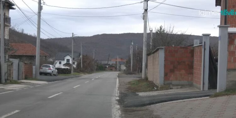 Banorët e një lagje të Makocit ankohen se po anashkalohen nga Komuna e Prishtinës