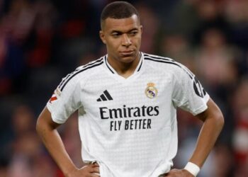 “Nëse një yll hesht, njerëzit flasin për të”, Mbappe godet kritikët