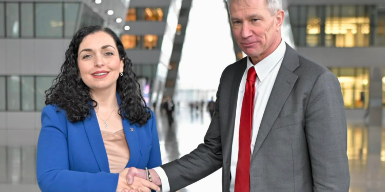 Osmani takohet me ndihmës sekretarin e përgjithshëm të NATO-s, diskutojnë për paqen dhe sigurinë në Kosovë