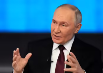 Putin shpreh gatishmëri për negociata, por përsërit kërkesat që janë hedhur poshtë nga Kievi dhe Perëndimi