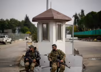 Forcat ruse largohen nga vendlindja e Assadit