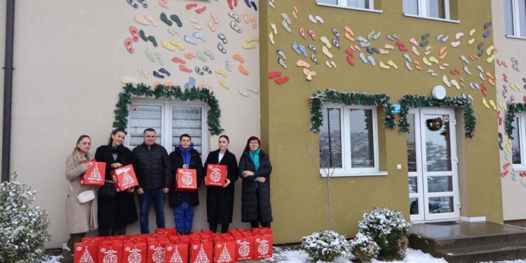 Petrol Company vizitë në SOS fshatrat