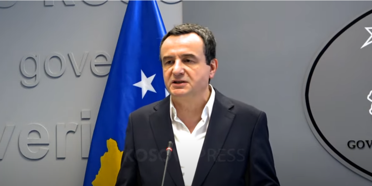 Qeveria ndan nga 100 euro për fëmijët dhe pensionistët për fundvit