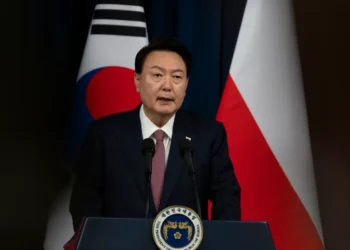 Koreja e Jugut shpall gjendje të jashtëzakonshme ushtarake