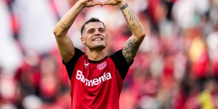 Xhaka në formacionin e vitit në Bundesligë