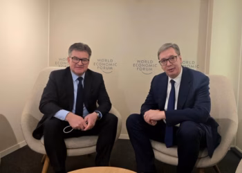 Lajçak: Përparimi në dialog, në interes për të ardhmën e Kosovës dhe Serbisë