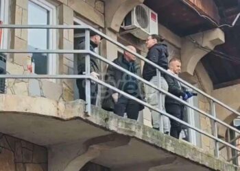 Mbyllet Administrata Tatimore serbe në Mitrovicën e veriut