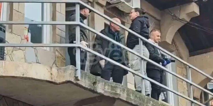Mbyllet Administrata Tatimore serbe në Mitrovicën e veriut