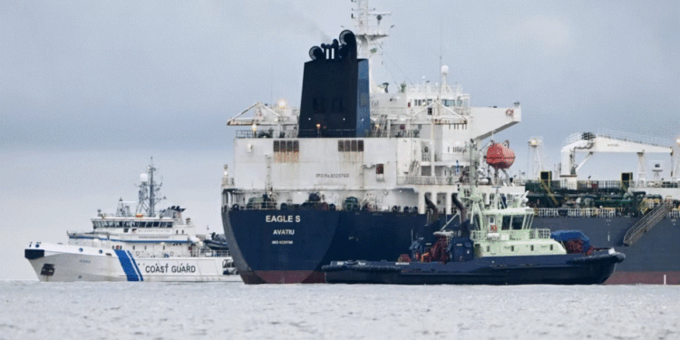 NATO dhe BE me patrullime në Baltik për shkak të shqetësimeve të sigurisë