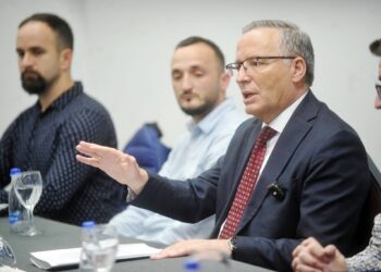 Bedri Hamza për mjekët në specializim: Do të paguheni 100%, me ligj i rregullojmë afatet dhe kriteret e specializimeve