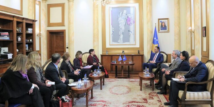 Konjufca priti delegacionin e Asamblesë Parlamentare të KE-së, flasin për zgjedhjet