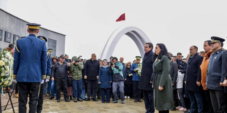 Osmani: 26 vjet më parë në Reçak njerëzorja dhe mizorja patën ndeshjen më makabre në këtë pjesë të Evropës