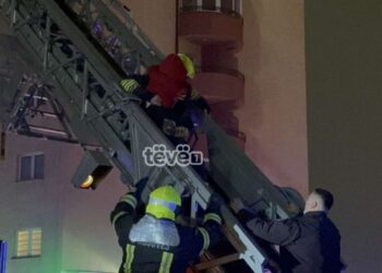 Arrin në 13 numri i personave që kërkuan ndihmë mjekësore pas zjarrit në një banesë në “Emshir”