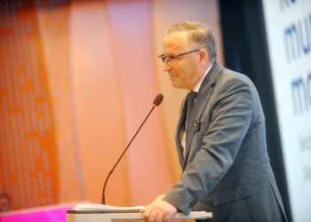 Hamza premton 1.5 miliardë euro investime në shëndetësi