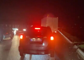 Atentat në Vlorë, kush është 30-vjeçari që mbeti i vrarë në veturë?