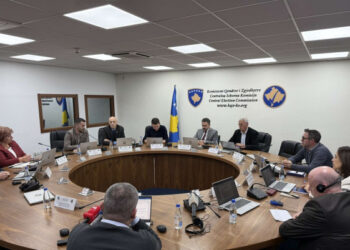 KQZ miraton numrin e fletëvotimeve dhe broshurave