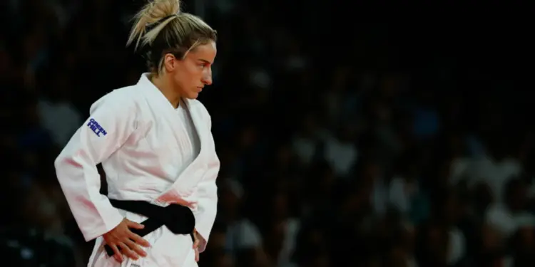 Distria Krasniqi, rikujton medaljen e argjendtë dhe gabimet në “Parisi 2024”
