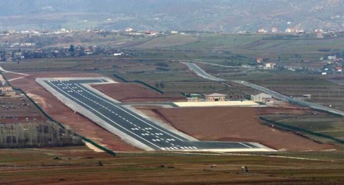 Haradinaj thotë se Kosova ka nevojë për një aeroport alternativ, përmend atë të Gjakovës