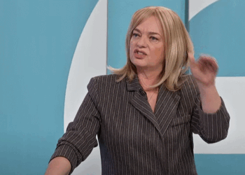 Kurti krahason LDK-në me ’mizën’, Gaxherri: Mjerim se kryeministri është në panik