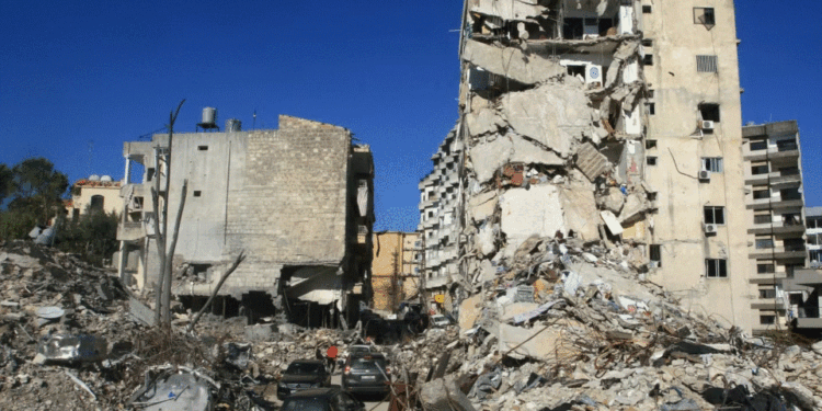 Izraeli sulmon caqe të Hezbollahut në Liban
