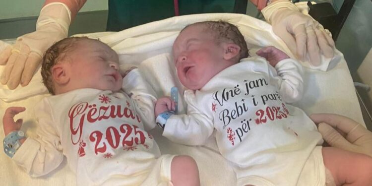 Shqipëria e nis vitin 2025 me binjakë