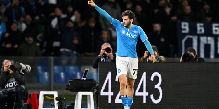 PSG-ja arrin marrëveshje me Napolin për Kvichan