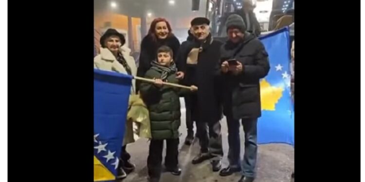 Disa shtetas nga BeH janë pritur në pikën kufitare nga zëvendëskryeministrja e Kosovës