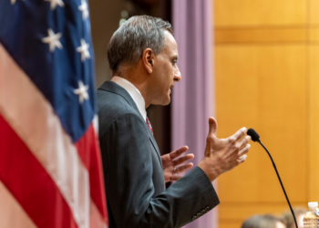 Zëvendëssekretari amerikan: Mezi pres të udhëtoj në Shqipëri, Kosovë dhe Serbi