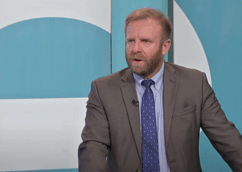 Abazi: Kurti ka treguar se është i padijshëm për të realizuar agjenda shtetërore