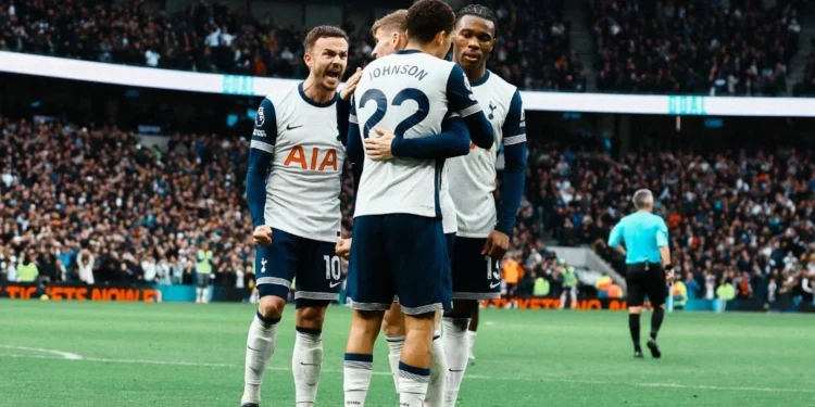 Xhiroja e Premier Leagues hapet me ndeshje interesante