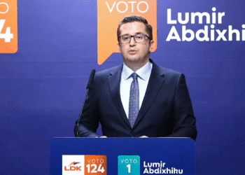 Mustafa: E ardhmja e Kosovës është shumë e rëndësishme dhe nuk i meriton këto lojëra të VV-së