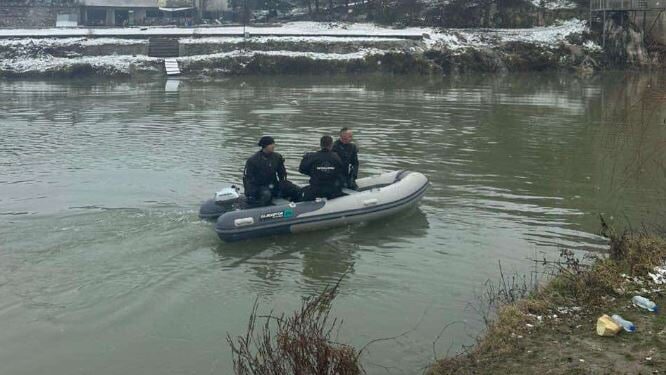 Gjendet i vdekur në lumin Drini i Bardhë 26-vjeçari që u raportua i zhdukur nga dhjetori