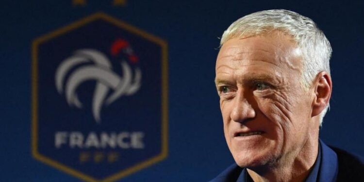 Deschamps konfirmon largimin nga Franca