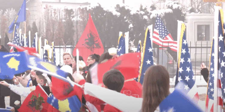 Si është festuar inaugurimi i presidentit të SHBA-ve Donald Trump në Ferizaj