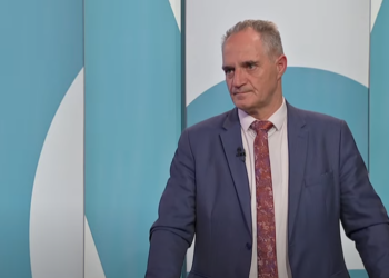 Hasani: Kurti do të shkojë në opozitë, po i rrëshqet pushteti