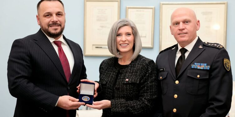 Maqedonci: Kosova ka miq të fuqishëm në administratën në ardhje Trump