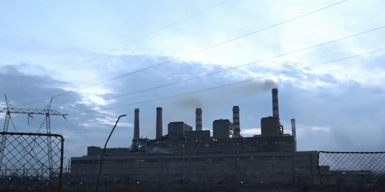 Punësimet parazgjedhore në KEK– kritikohet kryeministri Kurti