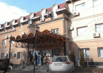 Nga 1 shkurti serbët në veri do të mund t’i përkthejnë në shqip dokumentet e lëshuara nga institucionet paralele