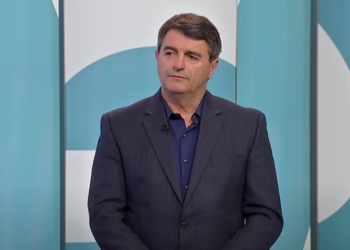 “Asgjë e ashpër, nuk dallon nga ajo në Amerikë”, – Krasniqi për gjuhën e Kurtit ndaj opozitës