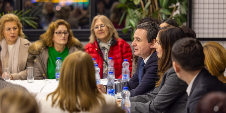 Kurti: Viti 2025 do të jetë vit i gruas