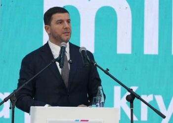 Krasniqi: Një grup burracakësh rrezikuan të arriturat që kemi bërë
