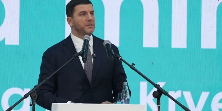 Krasniqi: Një grup burracakësh rrezikuan të arriturat që kemi bërë