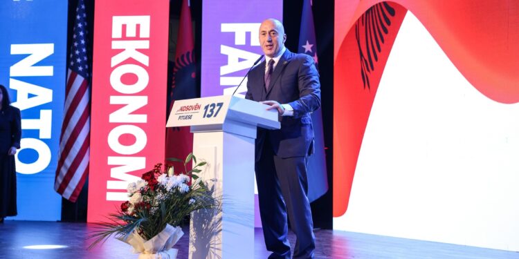 Haradinaj nga tubimi në Suharekë: Koha e improvizimeve dhe paaftësisë ka marrë fund