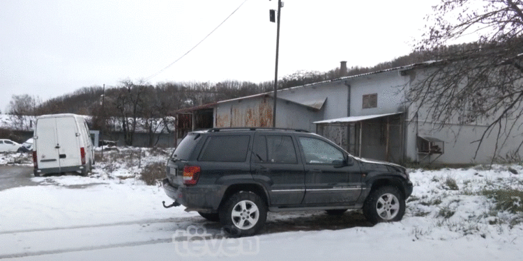 Pamje ekskluzive nga fabrika e ish-ushtrisë serbe që u përdor për kontrabandë