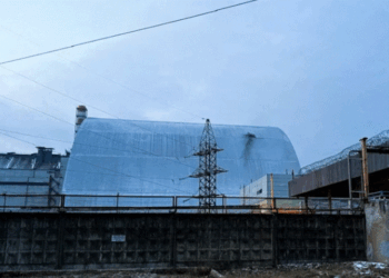 Zelensky thotë se sulmi rus me dron ka dëmtuar strehën e centralit bërthamor të Çernobilit