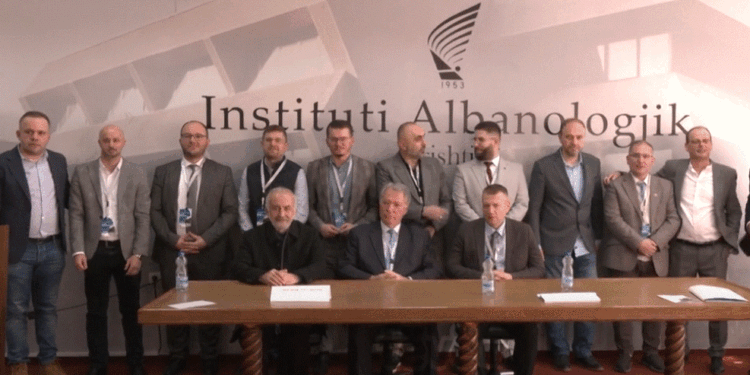 Për herë të parë në Kosovë, studiues e njohës të historisë trajtuan aspektin social të vendit gjatë shekullit XIX